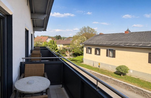Soechau Apartment | Landliebe By Belvilla Triple Room with Balcony