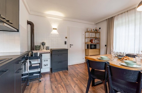 Schonbach House | Large, cosy holiday flat with terrace