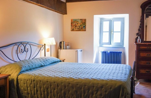 Comano House | Le Mele - cosy b&b room in Lunigiana, Tuscany