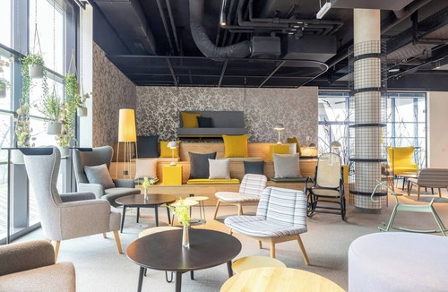 Paznaun Hotel | Leonardo Smart Hotel Vienna Airport