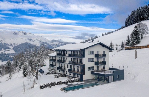 Sankt Martin am Tennengebirge Apartment | Lovely Apartment With Shared Pool