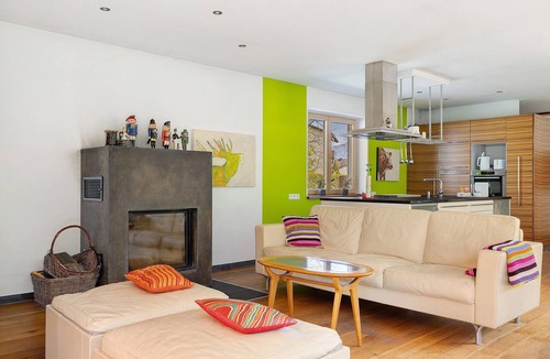 Lustenau Apartment | Loft with Fireplace, Whirlpool, Private Terrace, Garden, and Wi-Fi