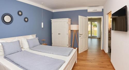 Rust Apartment | Logis 11 Apartments