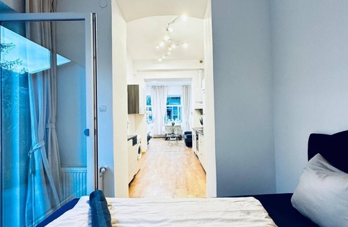 Klosterneuburg Apartment | Lovely 2BR for 5 Peaceful Central Stay