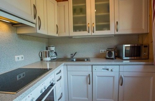 Annaberg im Lammertal House | Lovely apartment in villa for 6 guests with WIFI, pool, TV and terrace