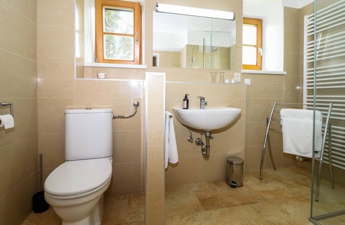 Kroatisch Minihof Apartment | Lovely apartment in Kroatisch Minihof with WiFi