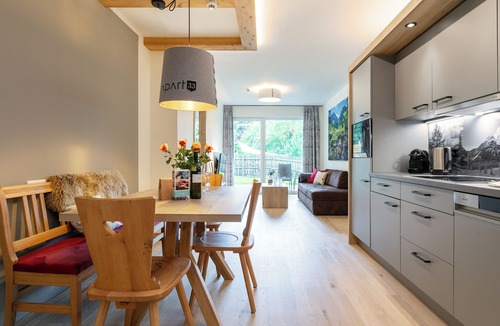 Haus im Ennstal Apartment | Lovely apartment with a sauna and a terrace