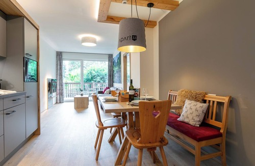 Haus im Ennstal Apartment | Lovely apartment with south-west-facing balcony