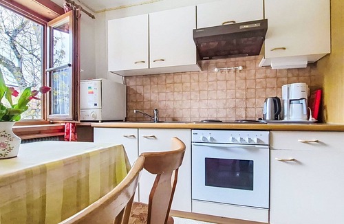 Niedernsill Apartment | Lovely apartment for 4 guests with WIFI, TV and balcony