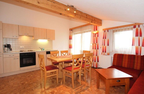 Kapfing Villa | Lovely apartment in villa for 6 people with WIFI, TV, terrace, pets allowed and panoramic view