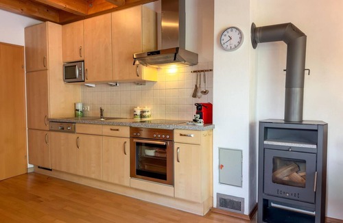 Kotschach-Mauthen Ski Chalet | Lovely chalet with a large garden and terraces