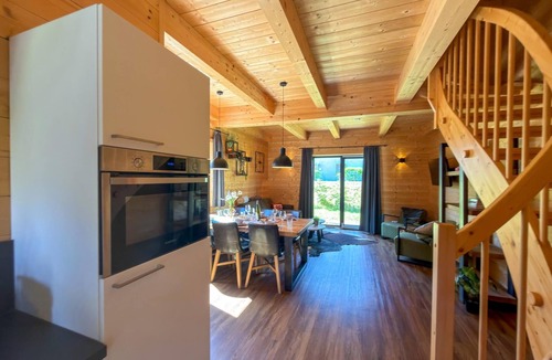 Jenig House | Lovely holiday home on park near ski resort