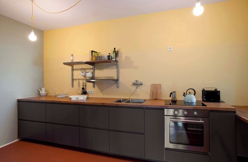 Breitenfurt-Ost House | Lovingly renovated 60s bungalow in the Vienna Woods near Vienna
