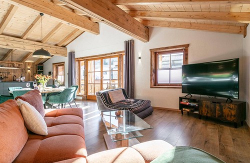 Hopfgarten im Brixental Apartment | Luxurious apartment on the sunny Penningberg