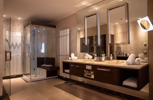 Mondsee Hotel | Luxury Boutique Hotel Iris Porsche