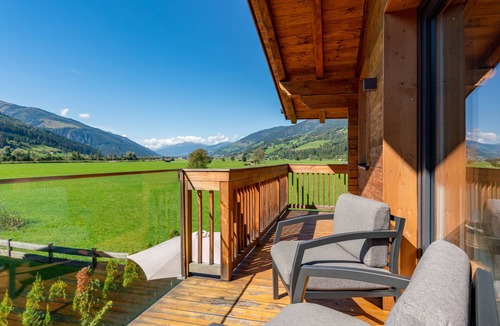 Lengdorf Ski Chalet | Luxury lodge with private terrace, garden & sauna