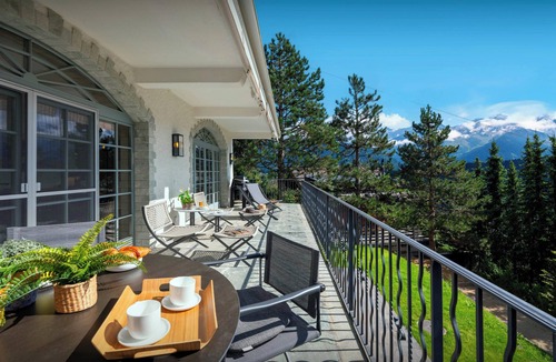 Arveyes Ski Chalet | Manoir Montesano - swiss mountain villa with sauna - OVO Network
