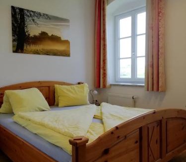 Wolfsbach House | Mayr-Eichberg, Familie Berndl