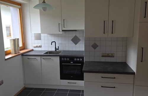 Altossiach Apartment | Merlschober, Apartment 4 with Lake View, Private Beach and Balcony