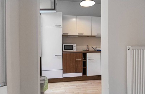 Wahring Apartment | Modern 2BR Apt. Perfect for Long and Short Stays