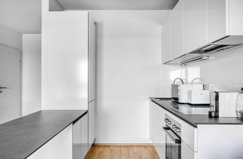 Brigittenau Apartment | Modern Brigittenau 1BR w/Roof & Pvt Loggia, nr Handeskai, by Blueground