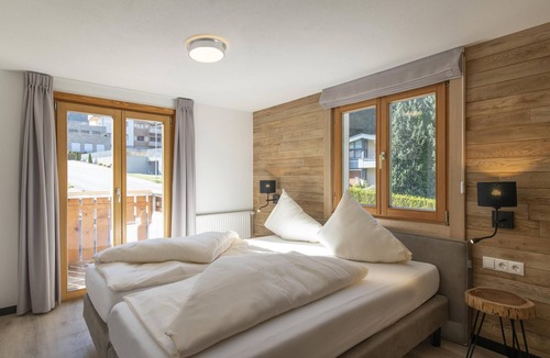 Tschagguns Apartment | Moderne Ferienwohnung für 2 bis 4 Personen mit Großem Sonnenbalkon