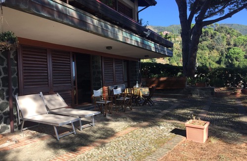 Cinque Terre Apartment | Monterosso Al Mare: House with garden and parking space overlooking 5 TERRE Gulf