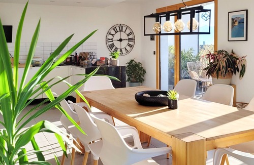 Blonay Villa | Montreux Holiday Home (Modern Villa) with view on the lake & the mountains