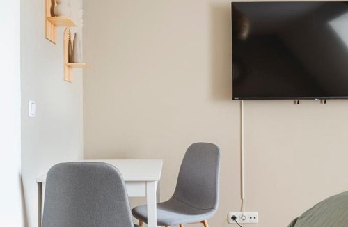 Graz City Centre Apartment | New Boho Design Altstadt Studio - Free Parking by HERO HOMES Graz