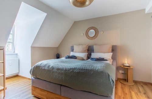 Graz City Centre Apartment | New Boho Design Altstadt Studio - Free Parking by HERO HOMES Graz
