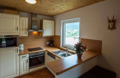 Annaberg im Lammertal House | Nice apartment in villa for 6 people with pool, WIFI, TV and terrace