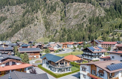 Unterlaengenfeld Apartment | Nice apartment for 5 guests with WIFI, TV, patio and panoramic view