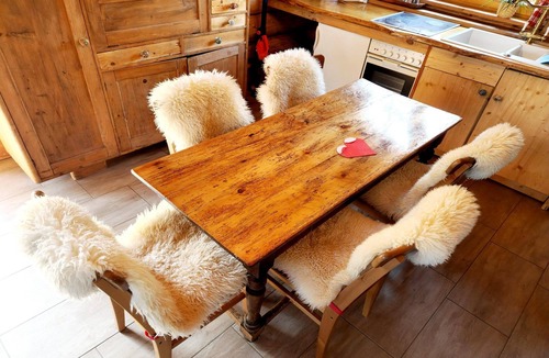 Klagenfurt-Wolfnitz Ski Chalet | Nice chalet in Klagenfurt with hot tub