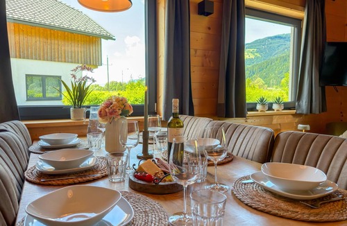 Jenig House | Nice Chalet with beautiful view near ski area