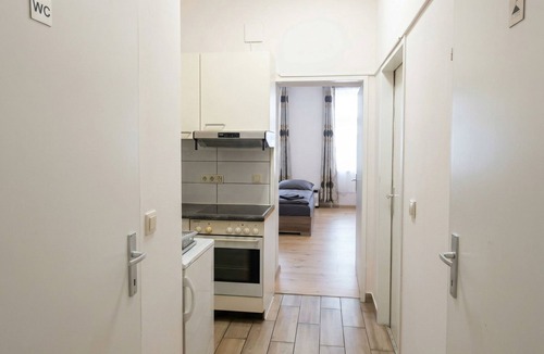 Simmering Apartment | Only 15 Min to Center - Comfortable 1BR Apartment with TV & WIFI