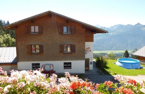 Ludesch House | Panoramablick - Berghof Burtscher