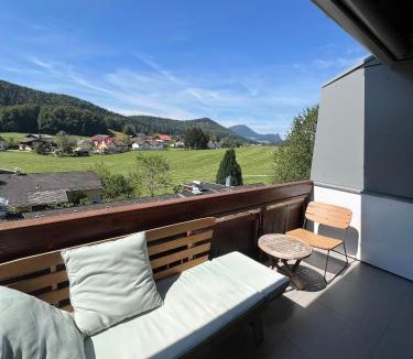 Hof bei Salzburg Apartment | PanoramaVista