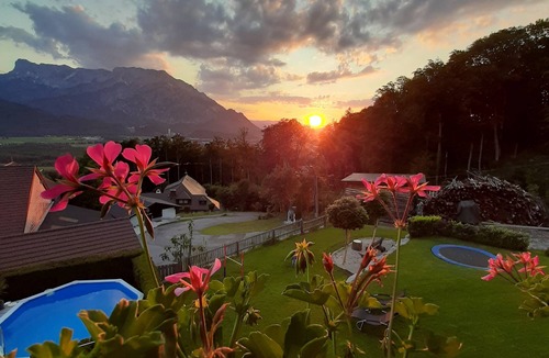 Puch bei Hallein Apartment | Peace and relaxation, family vacation, large garden