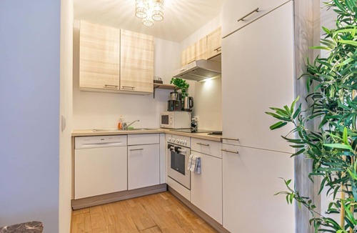 Favoriten Apartment | Peaceful 1BR Apt. w/Balcony at Reumannplatz U1