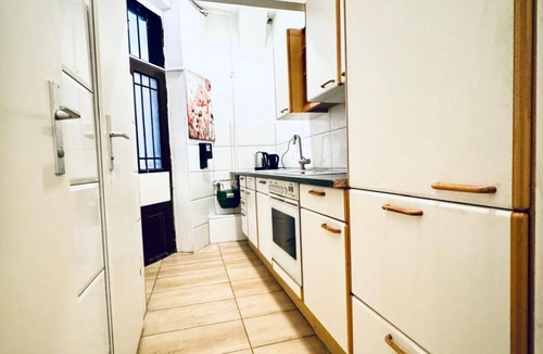 Wahring Apartment | Peaceful Private Room in Central Vienna Apartment