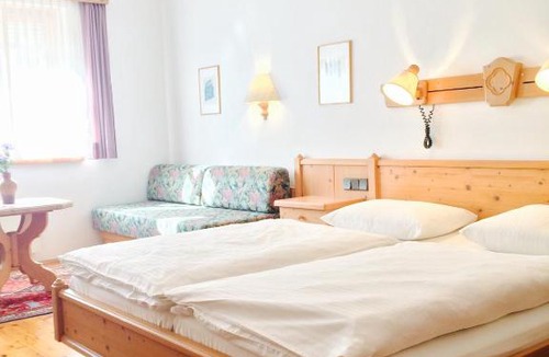 Eberau Bed & Breakfast | Pension Buch, Bed and Breakfast
