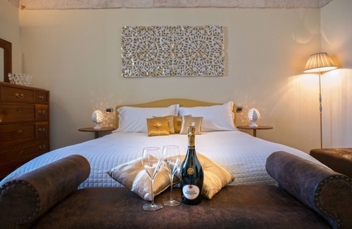 The Trulli of Alberobello Bed & Breakfast | Perlage Suite Luxury B&B