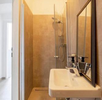 Mariahilf Apartment | Plotterei 3