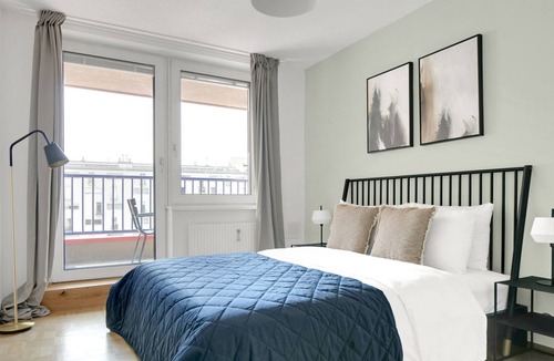 Schottenfeld Apartment | Refurbished Neubau 2BR w/Balcony & Elevator, nr U6, by Blueground