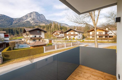 Kramsach House | ROFANLODGE – terrace and parking