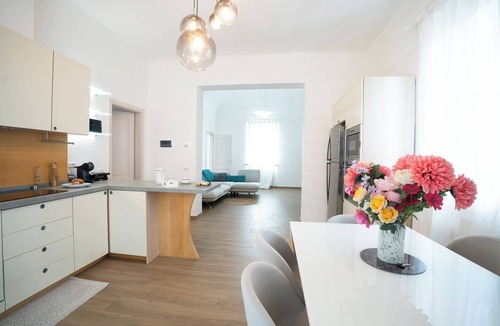 Gello Villa | Romantic villa with hot tub 5km from Pisa