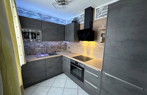 Seekirchen Markt Apartment | Salzburger Land nature trails