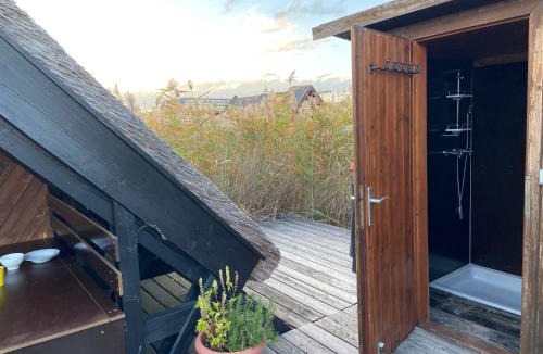 Rust House | Seehütte Pfahlbau-Neusiedlersee-Robinsonhütte