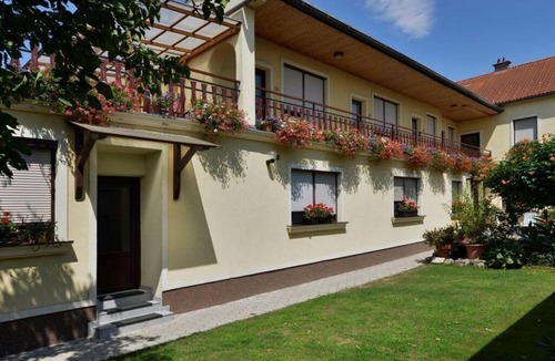Illmitz Apartment | Single room Geistelsteller - Blumenhof Wegleitner