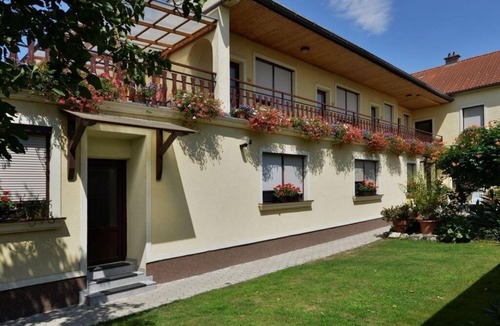 Illmitz Apartment | Single room Geistelsteller - Blumenhof Wegleitner